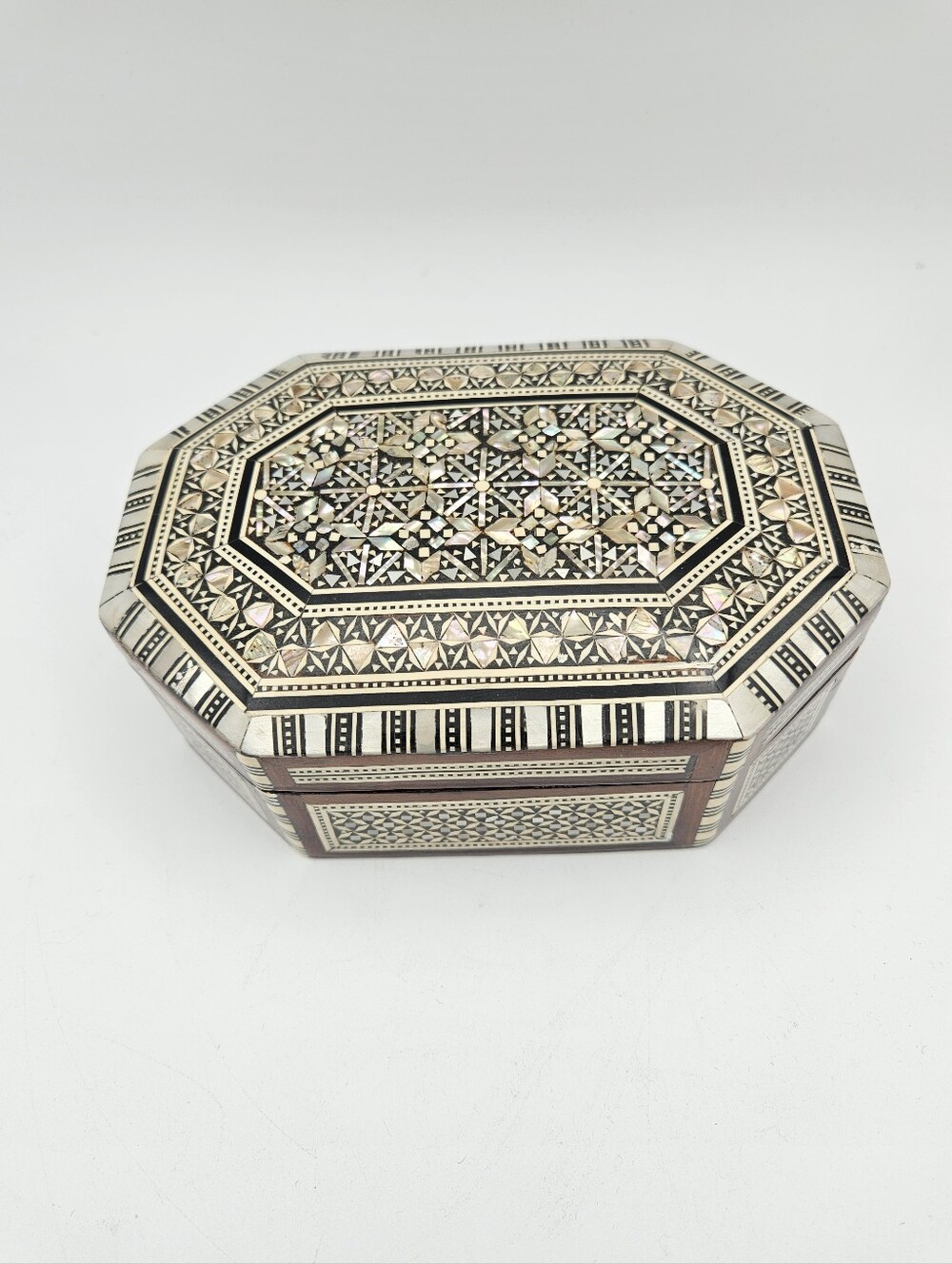 Egyptian Octagonal Mother of Pearl Wooden Inlaid Jewelry Box Approx. 7" X 5"